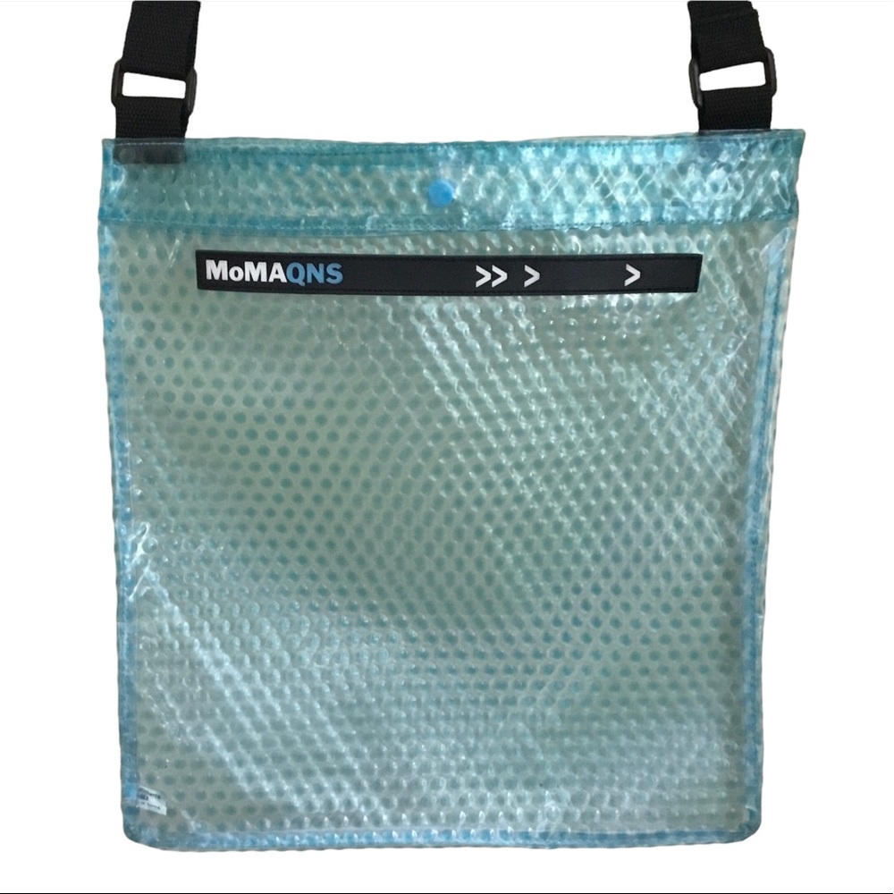 MoMA Museum of Modern Art Queens Clear Bubble Crossbody Bag - Picture 2 of 9